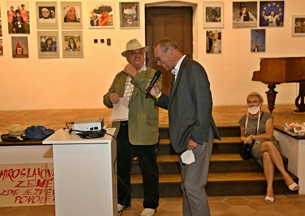 Vernisáž výstavy_Pačoky a jejich Tváře 